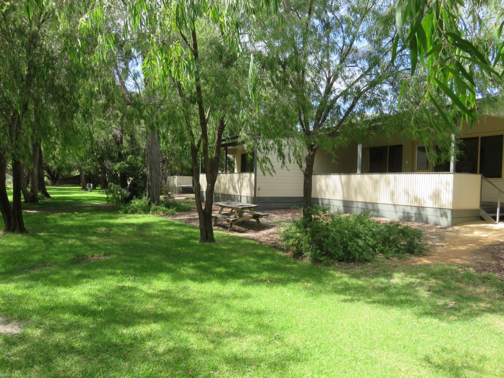 Siesta Park Holiday Resort Absolute Beachfront Resort Busselton Exterior foto